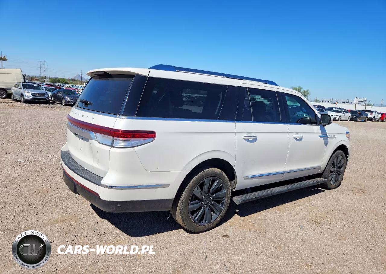 2023 Lincoln Navigator L Reserve VIN:5LMJJ3KG0PEL10801 - 3