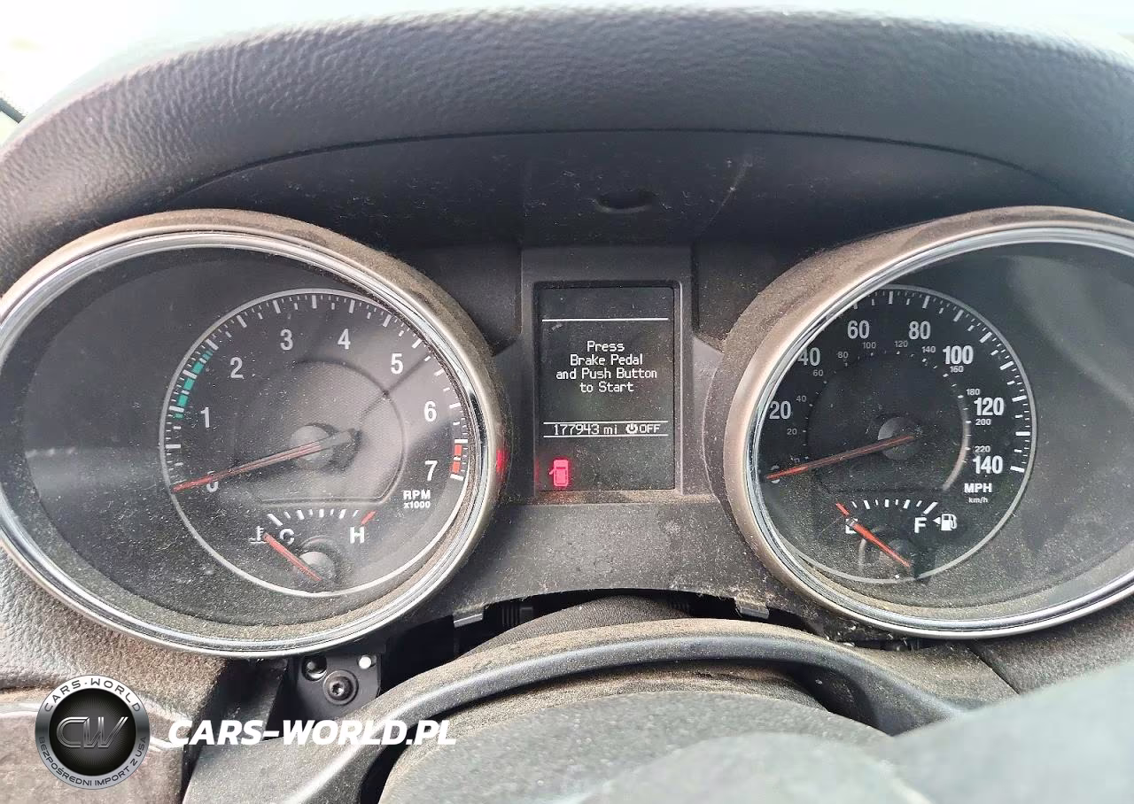 2012 Jeep Grand Cherokee Laredo VIN:1C4RJFAG8CC287190 - 9