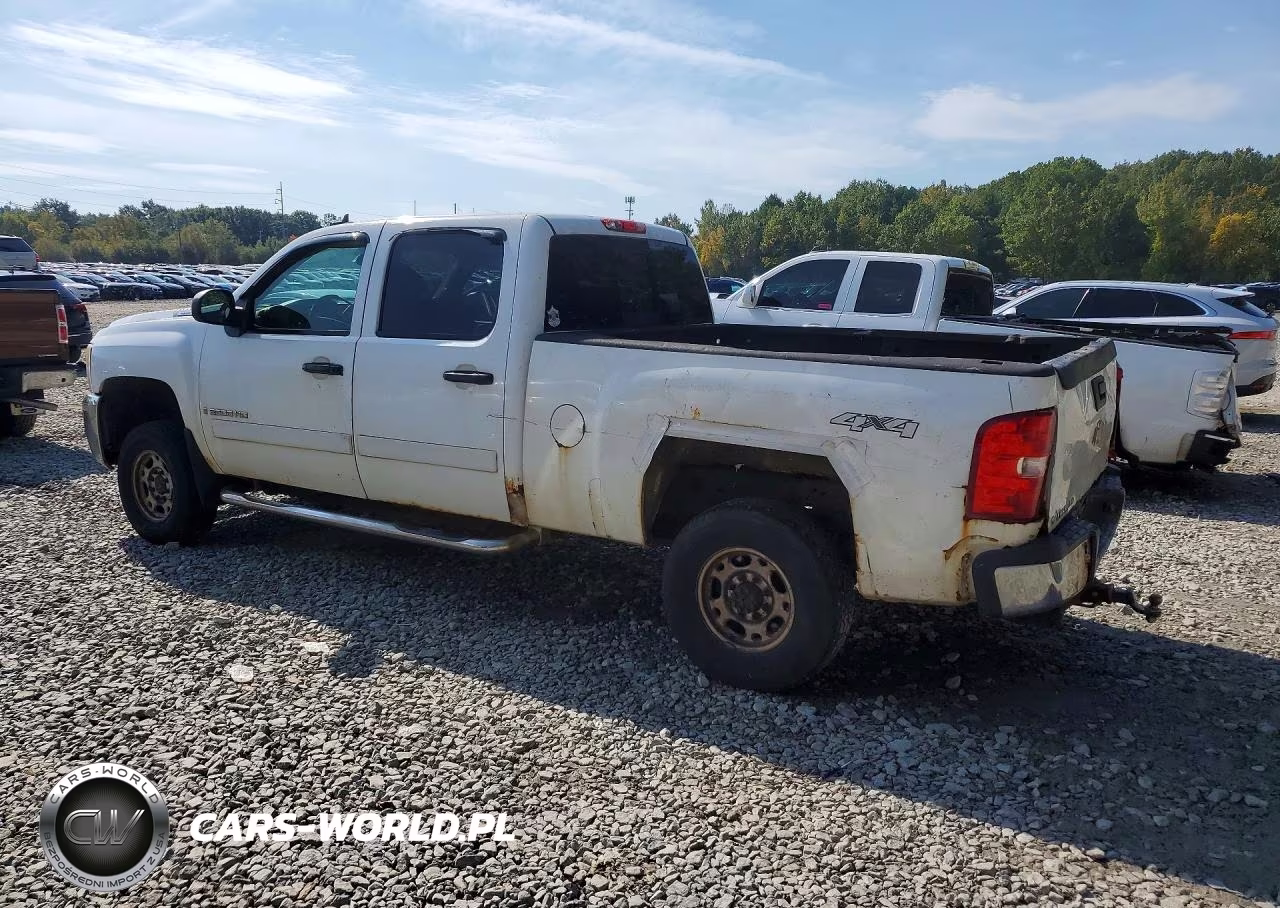 2007 Chevrolet Silverado K2500 Heavy Duty VIN:1GCHK23KX7F558323 - 2