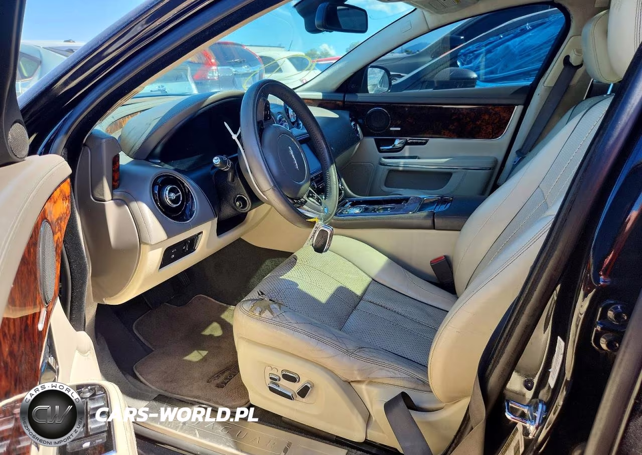 2011 Jaguar Xjl VIN:SAJWA2GB7BLV01433 - 7