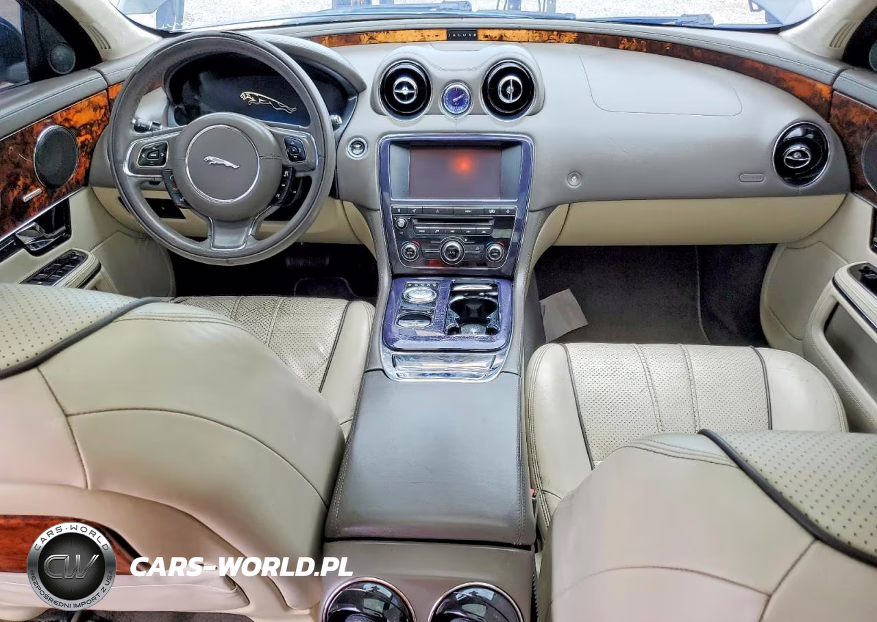 2011 Jaguar Xjl VIN:SAJWA2GB7BLV01433 - 8