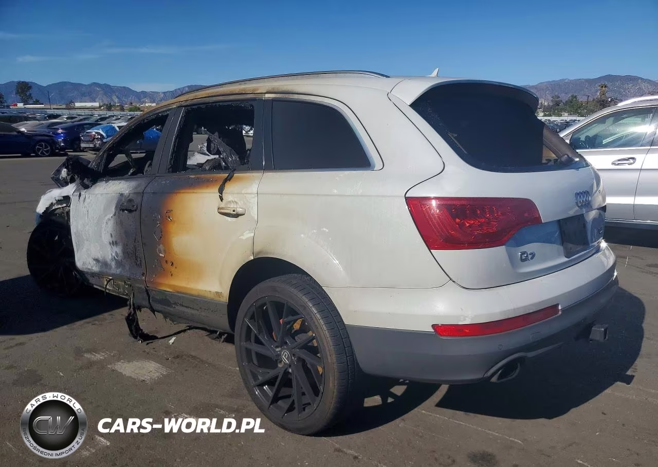 2014 Audi Q7 Premium Plus VIN:WA1LGAFE0ED006313 - 2