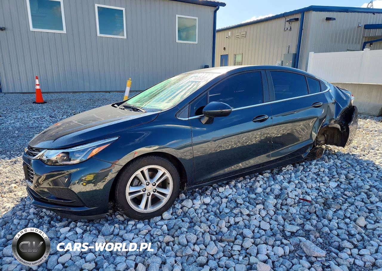 2017 Chevrolet Cruze Lt VIN:1G1BE5SM7H7146334 - 1