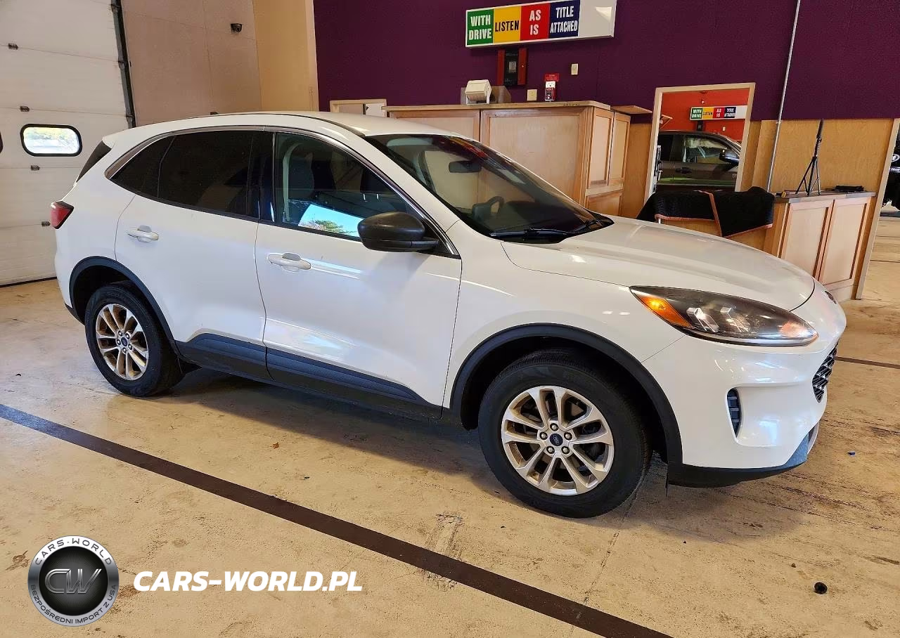 2022 Ford Escape Se VIN:1FMCU9G64NUA60858 - 4