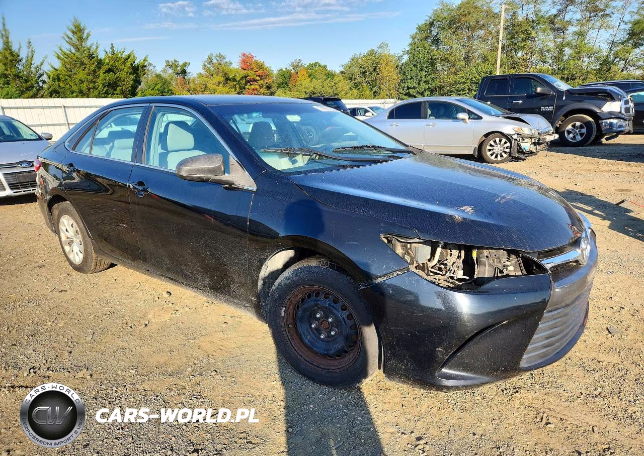 2015 Toyota Camry Le VIN:4T1BF1FK9FU969976 - 4