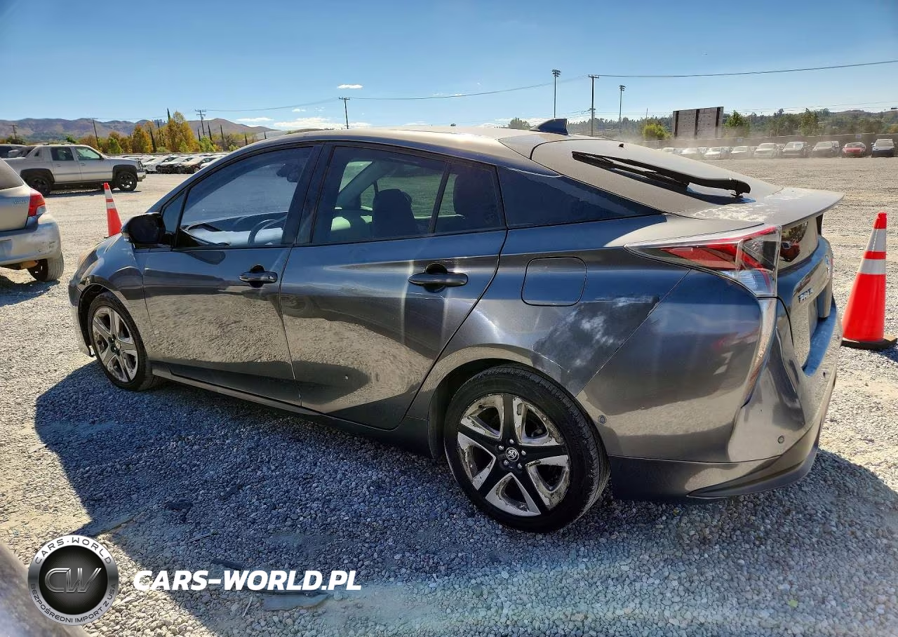 2017 Toyota Prius Three Touring VIN:JTDKARFU9H3044500 - 2