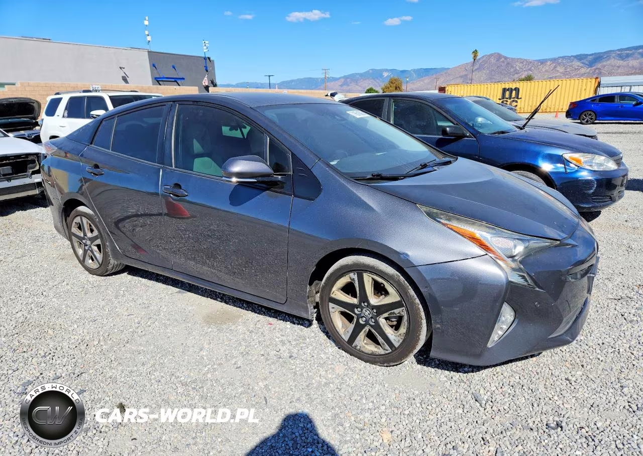 2017 Toyota Prius Three Touring VIN:JTDKARFU9H3044500 - 4
