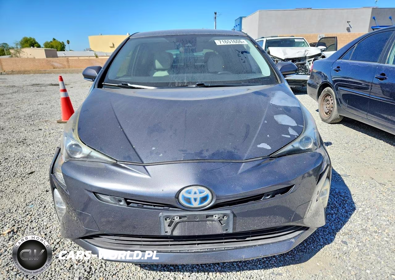 2017 Toyota Prius Three Touring VIN:JTDKARFU9H3044500 - 5