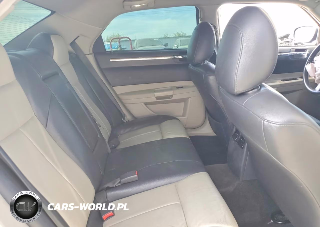 2006 Chrysler 300 Touring VIN:2C3KA53G96H291795 - 10