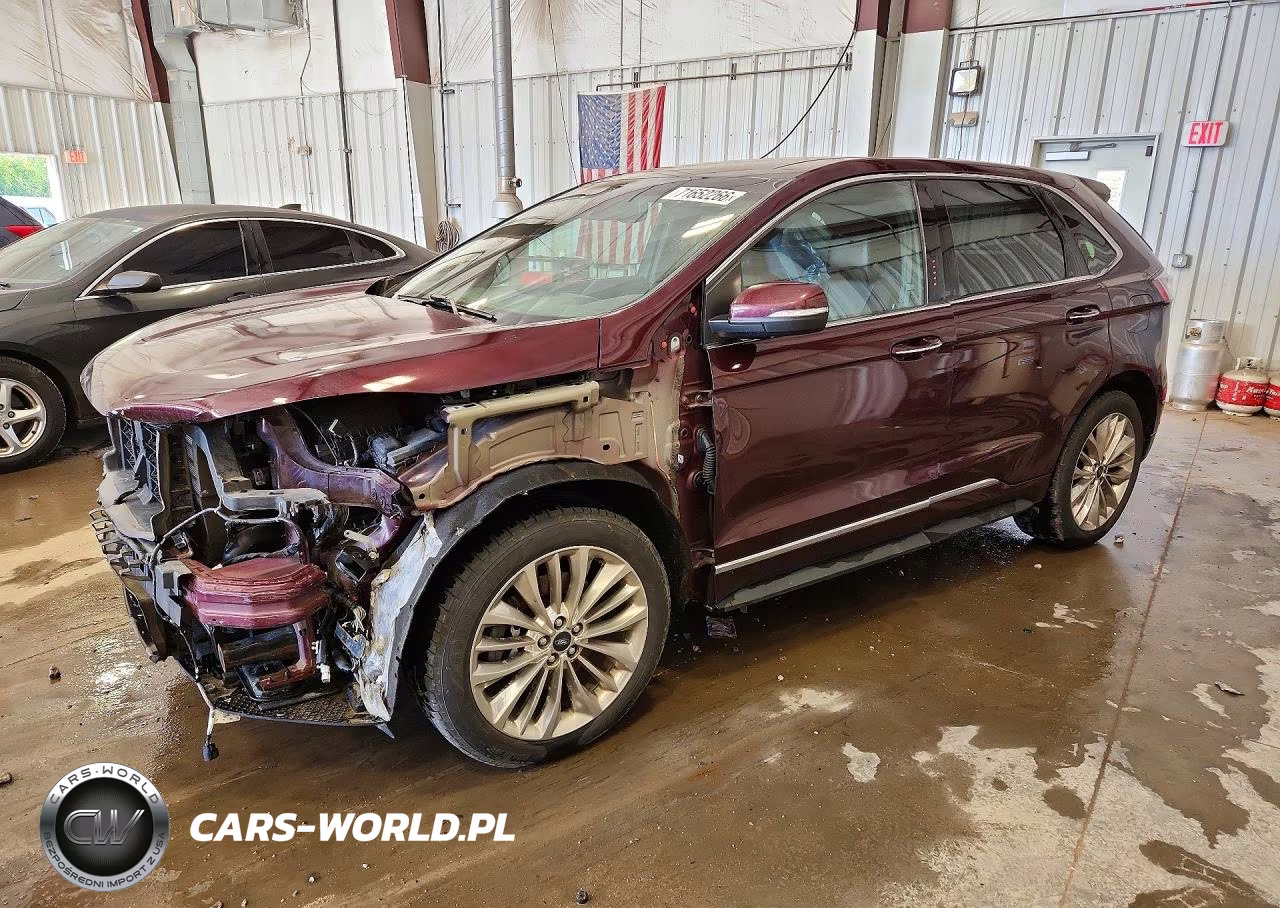 2020 Ford Edge Titanium