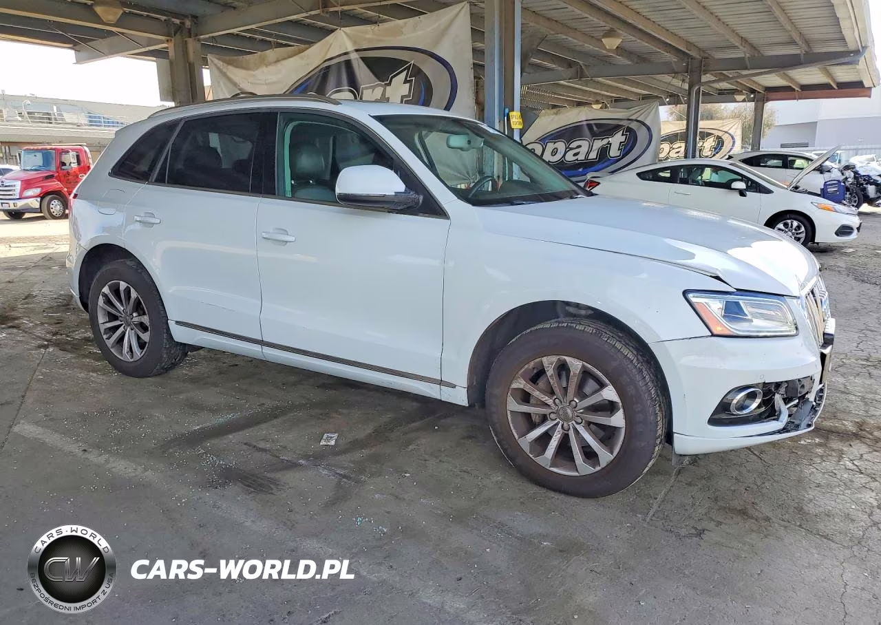 2014 Audi Q5 Premium Plus VIN:WA1LFAFP0EA083463 - 4