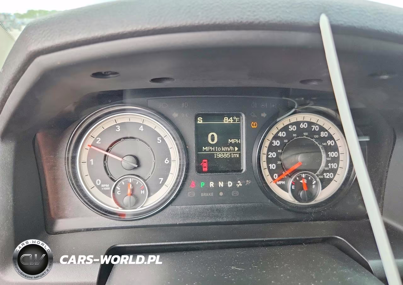 2021 Ram 1500 Classic Tradesman VIN:1C6RR6FG0MS530667 - 9