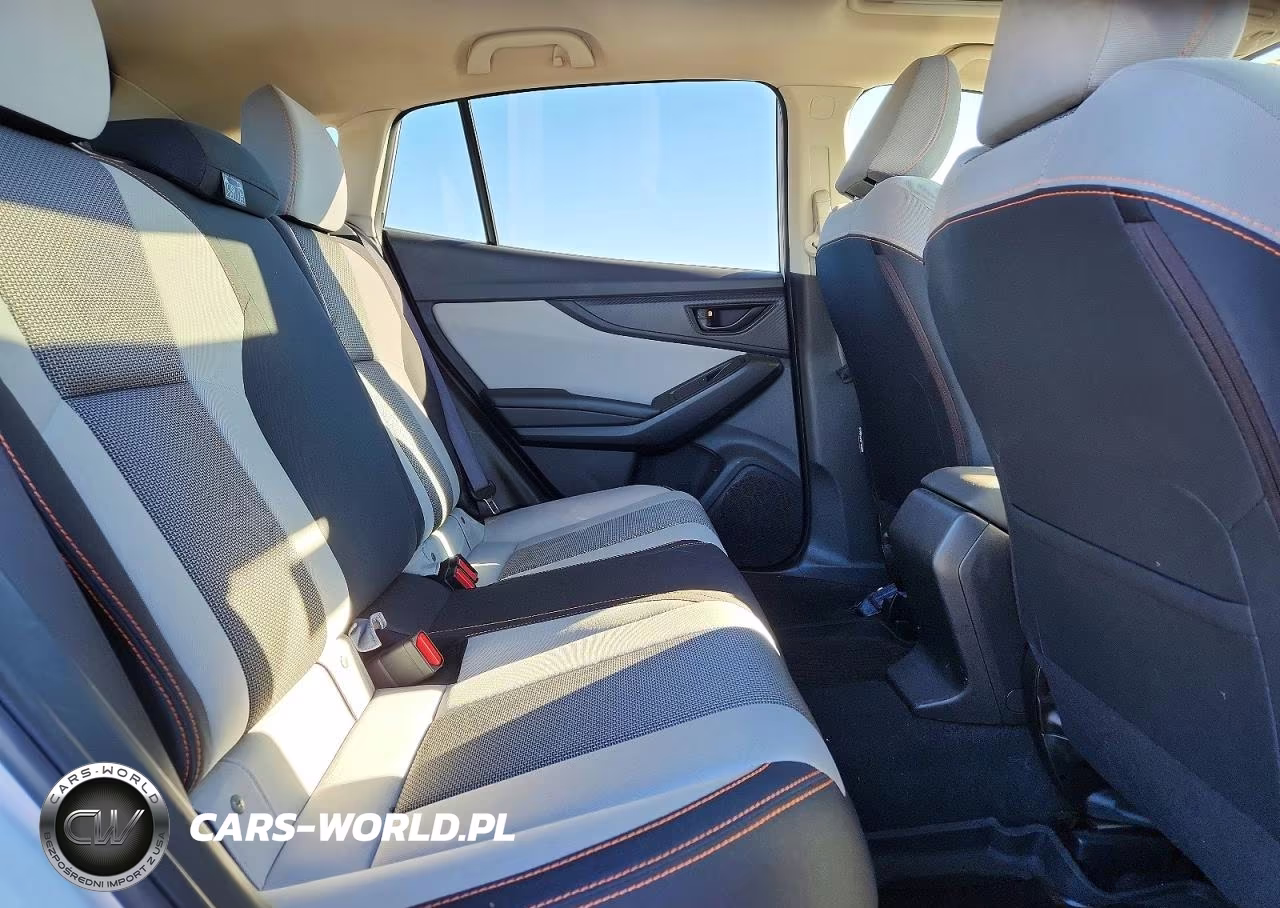 2018 Subaru Crosstrek Premium VIN:JF2GTACC5JH316452 - 11