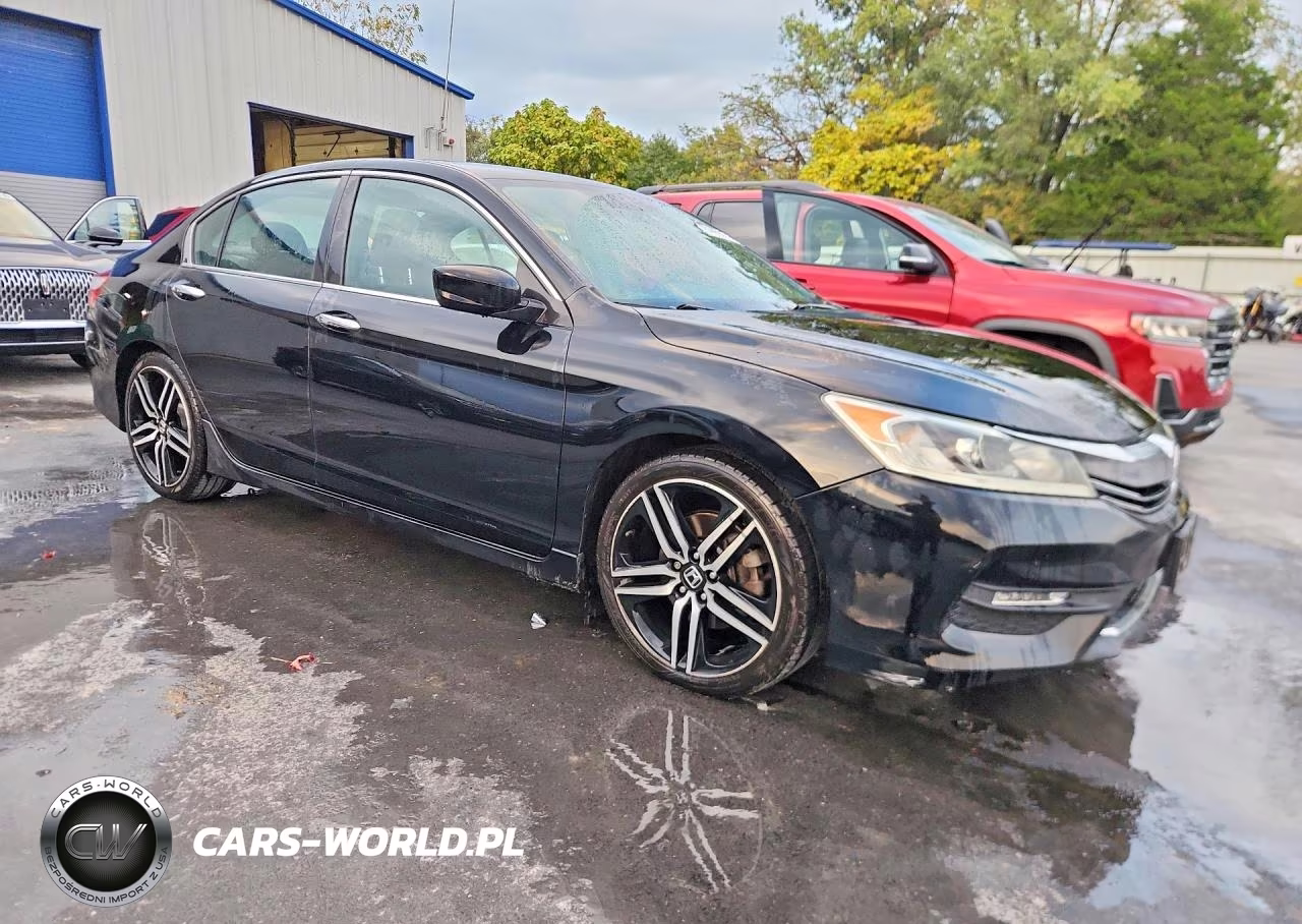 2017 Honda Accord Sport Special Edition VIN:1HGCR2F19HA015506 - 4