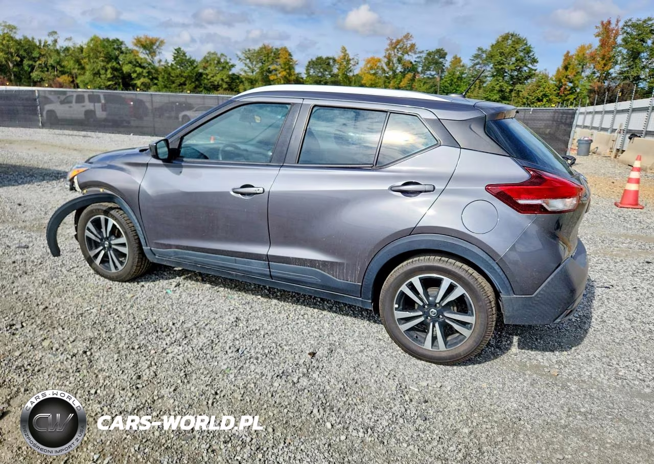 2019 Nissan Kicks Sv VIN:3N1CP5CUXKL553901 - 2