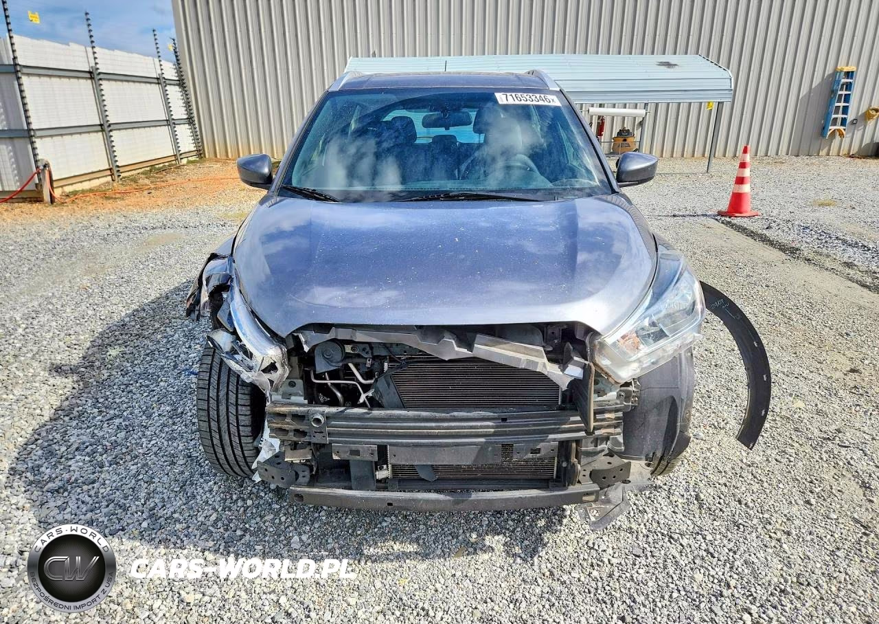 2019 Nissan Kicks Sv VIN:3N1CP5CUXKL553901 - 5