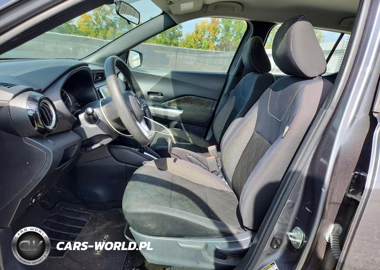 2019 Nissan Kicks Sv VIN:3N1CP5CUXKL553901 - 7