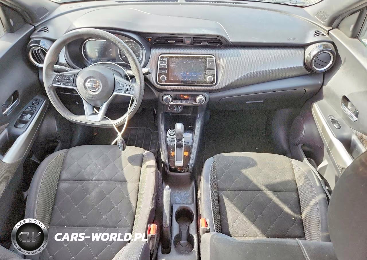 2019 Nissan Kicks Sv VIN:3N1CP5CUXKL553901 - 8