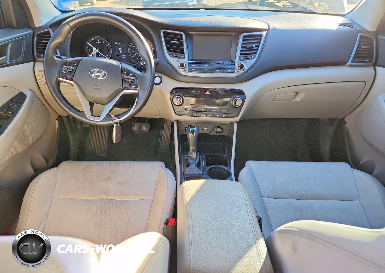 2018 Hyundai Tucson Value VIN:KM8J3CA27JU691773 - 8