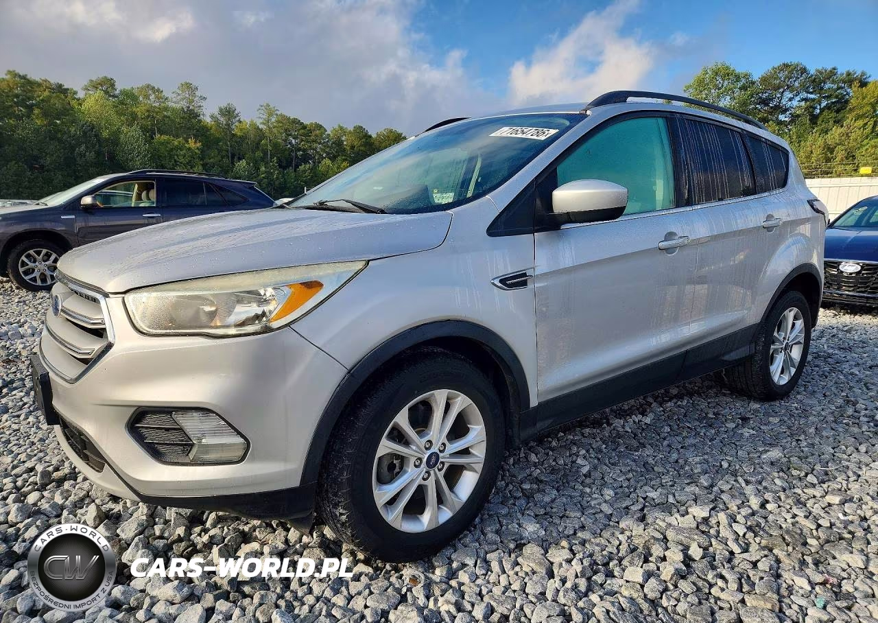 2018 Ford Escape Se VIN:1FMCU9GD9JUA50318 - 1