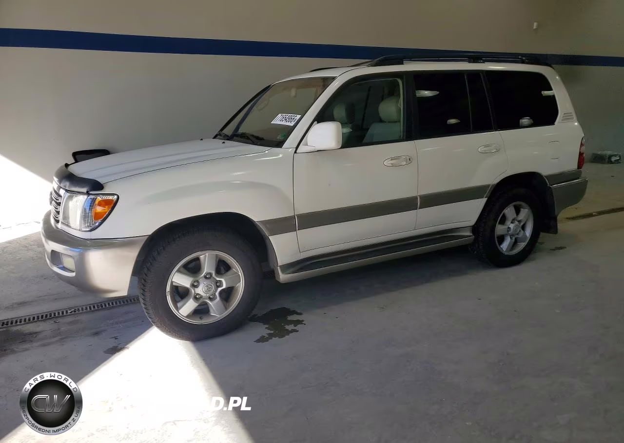 2004 Toyota Land Cruiser Base