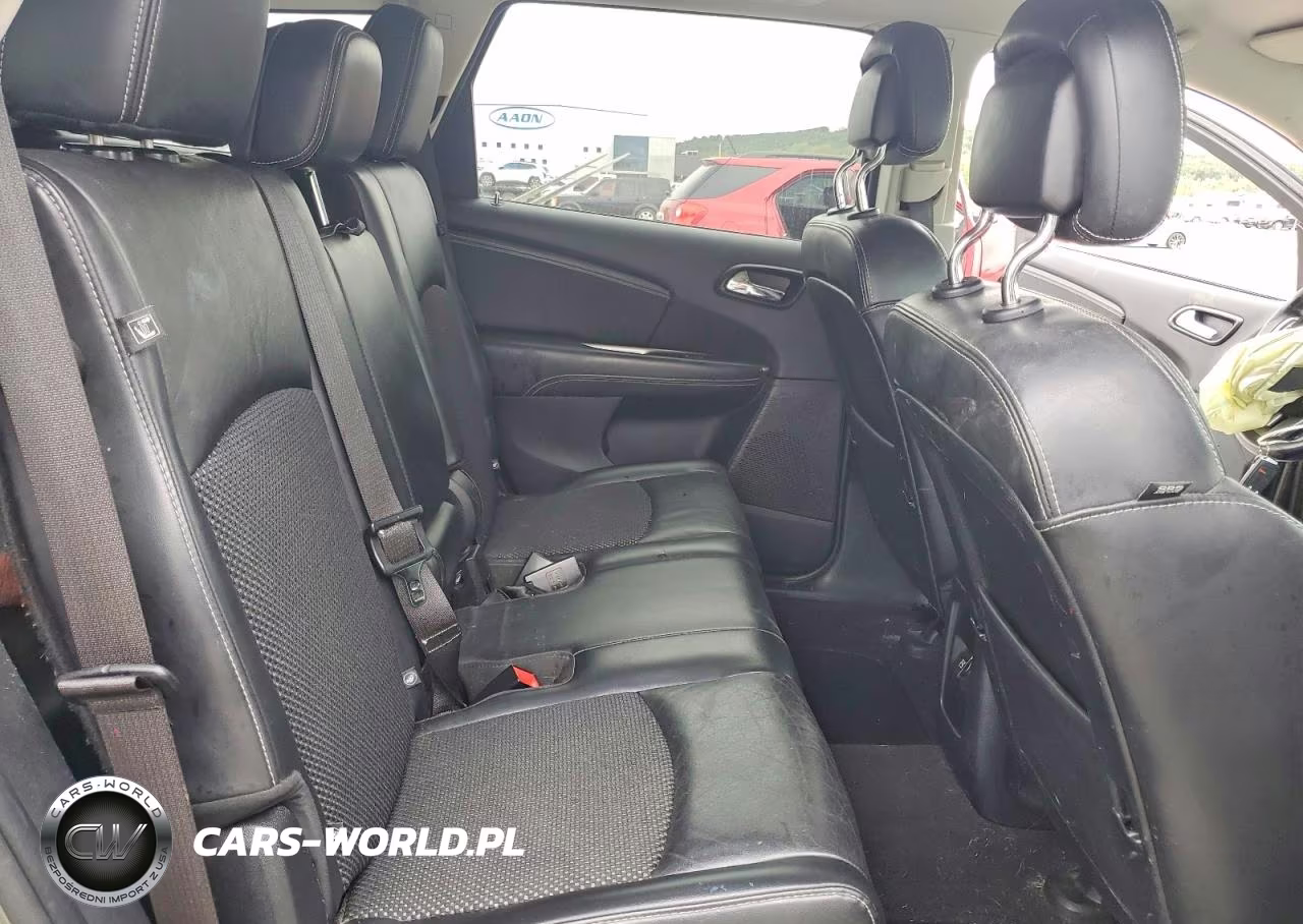 2018 Dodge Journey Crossroad VIN:3C4PDCGGXJT310555 - 11