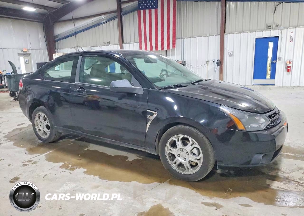 2008 Ford Focus Se VIN:1FAHP33N68W110671 - 4
