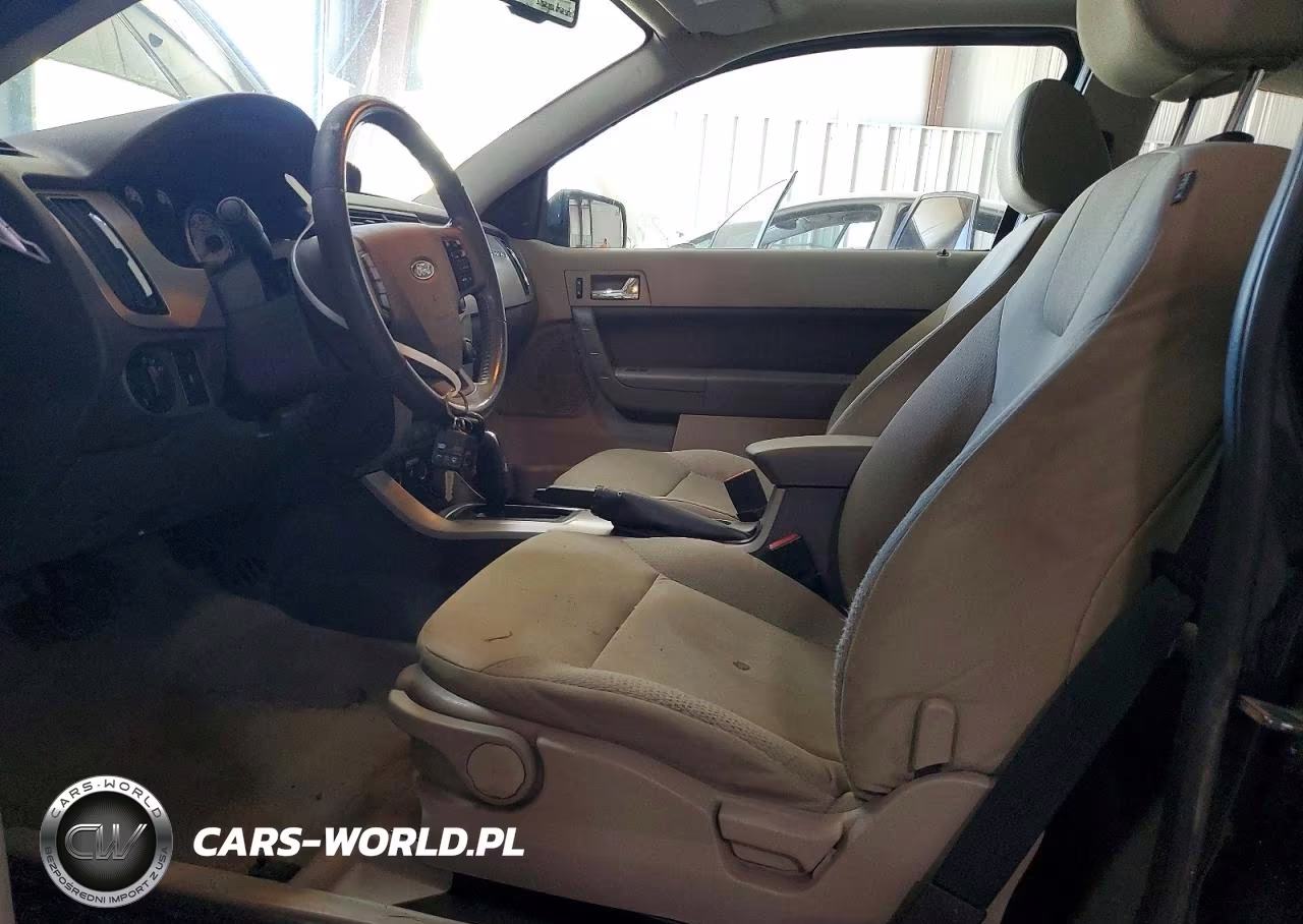 2008 Ford Focus Se VIN:1FAHP33N68W110671 - 7