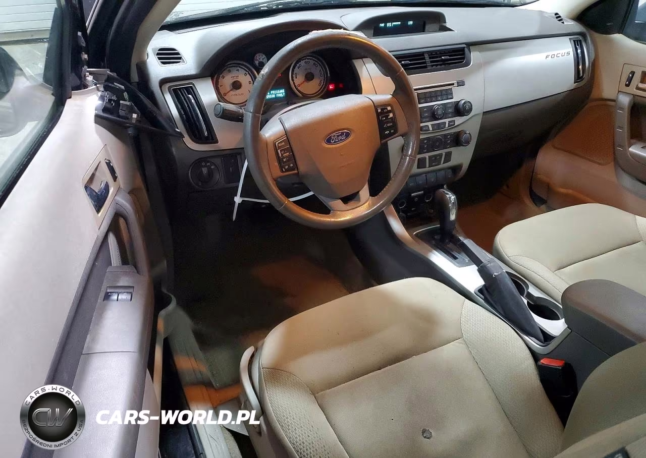 2008 Ford Focus Se VIN:1FAHP33N68W110671 - 8