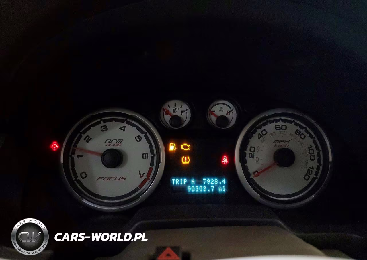 2008 Ford Focus Se VIN:1FAHP33N68W110671 - 9