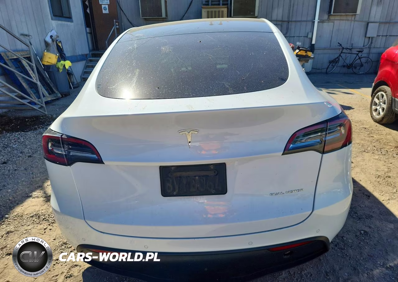 2021 Tesla Model Y VIN:5YJYGAEE8MF158019 - 6