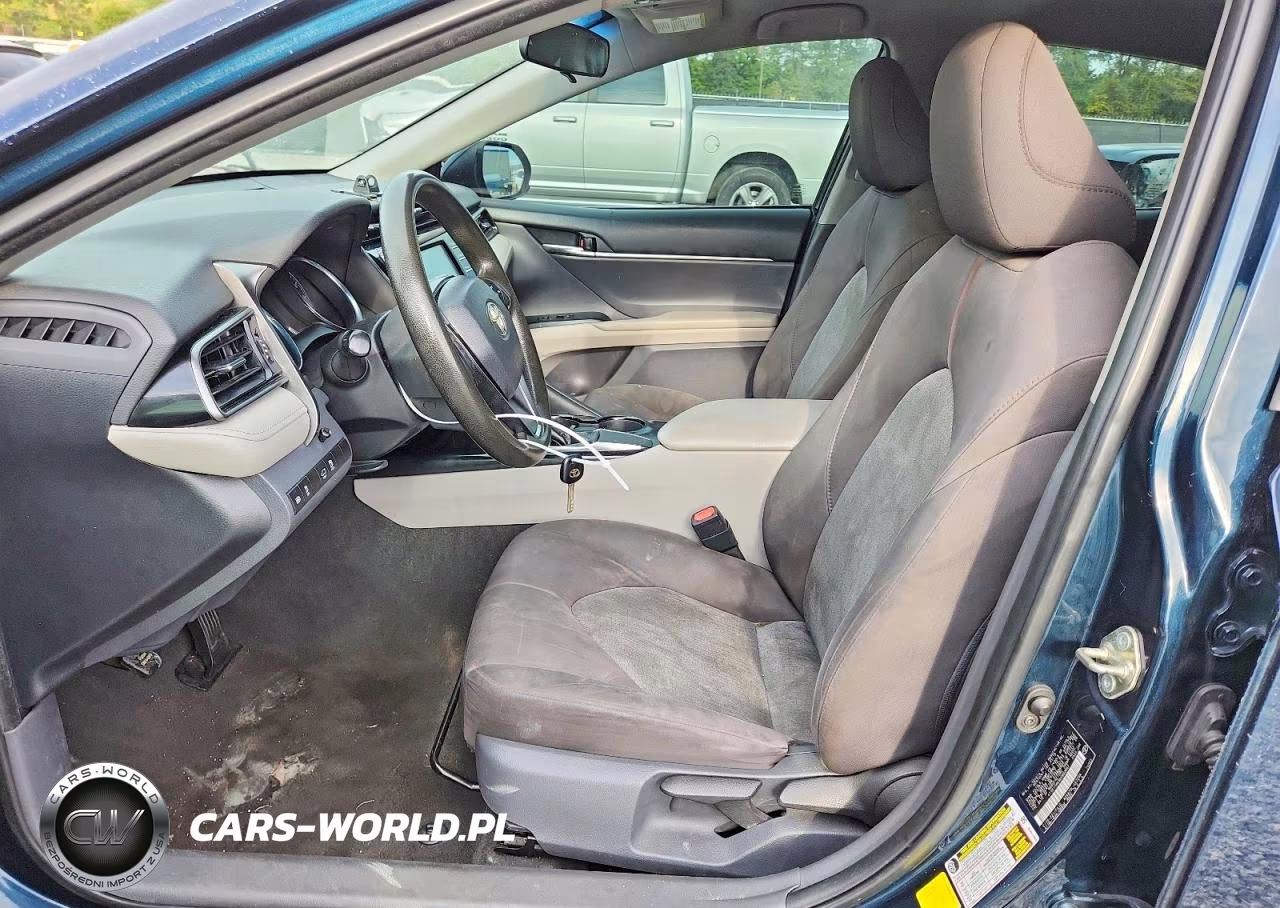 2019 Toyota Camry L VIN:4T1B11HK9KU802667 - 7