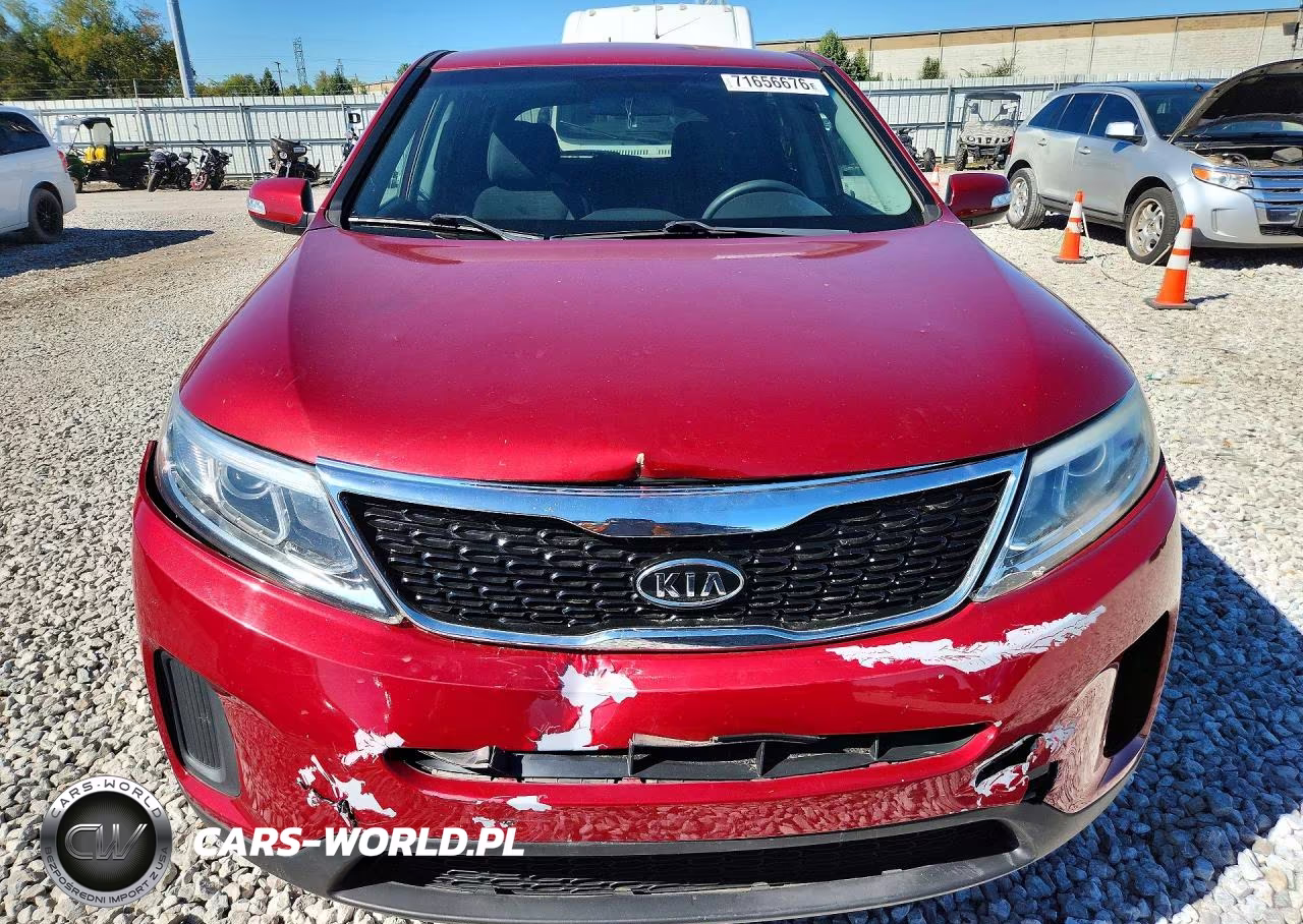2015 Kia Sorento Lx VIN:5XYKT3A60FG608611 - 5