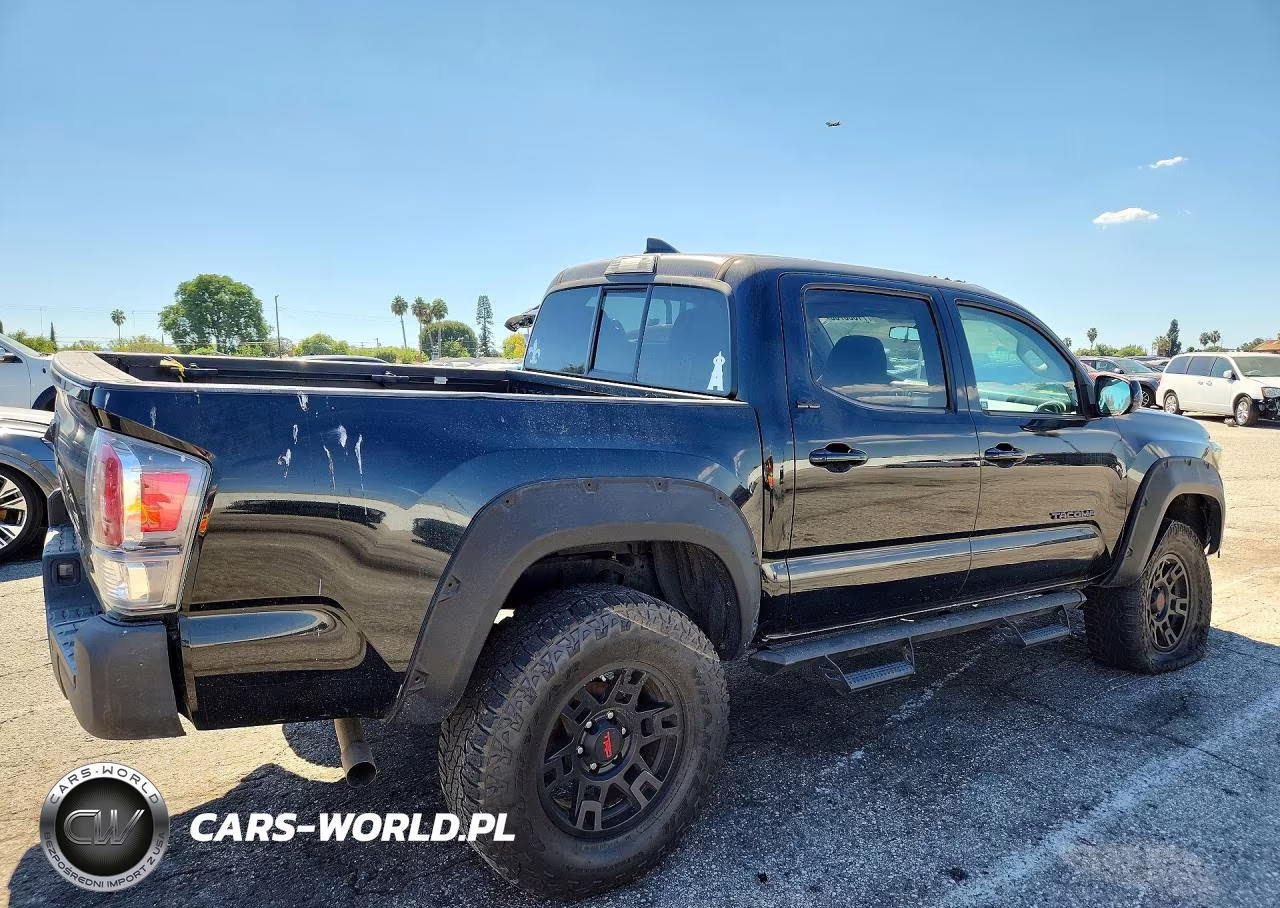 2019 Toyota Tacoma Sr5 VIN:5TFAX5GN5KX135449 - 3