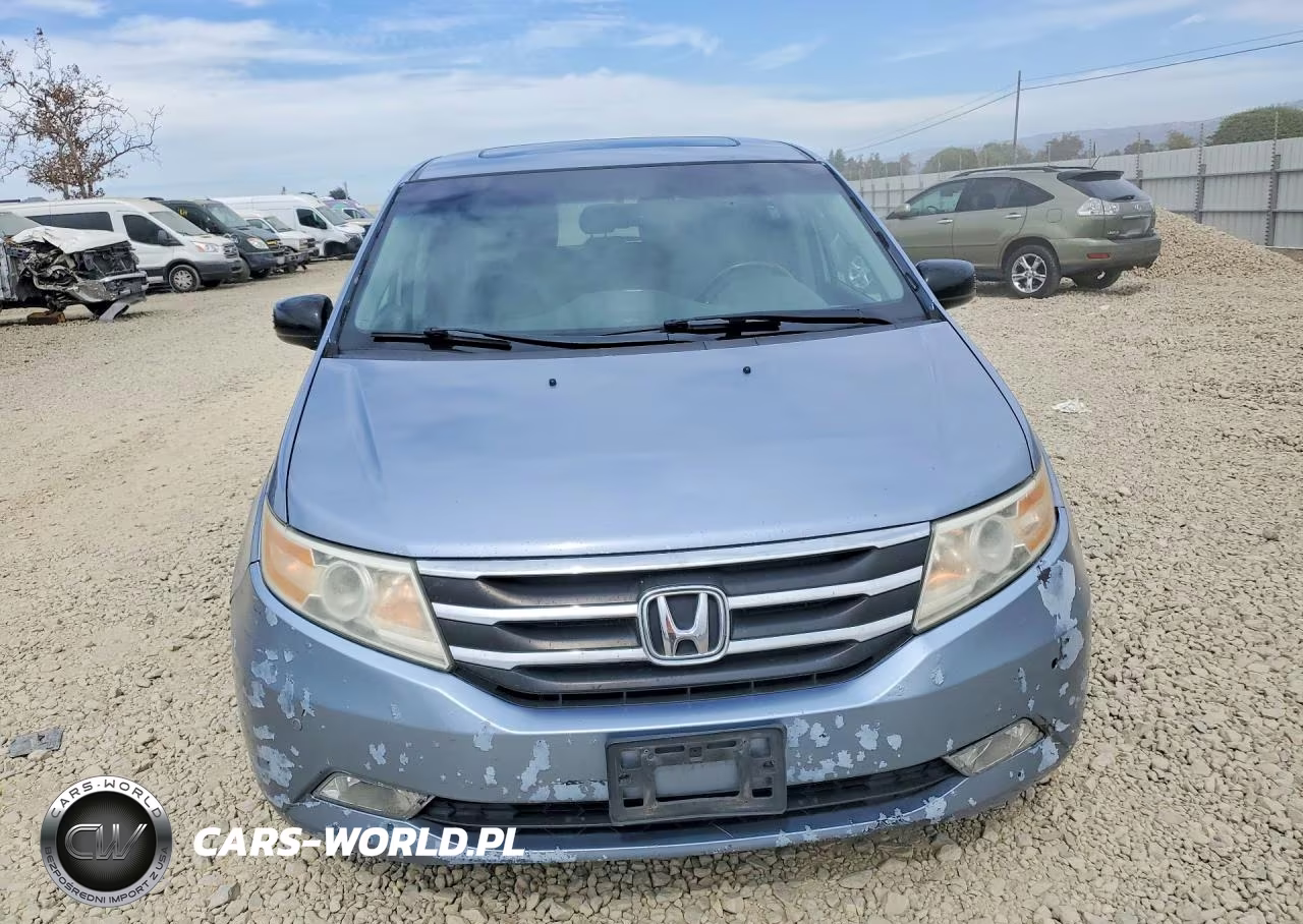 2012 Honda Odyssey Touring VIN:5FNRL5H98CB130628 - 5