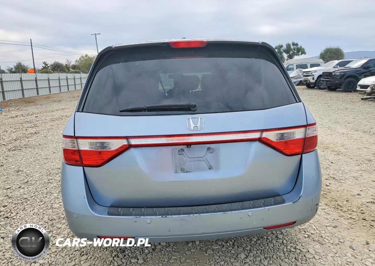 2012 Honda Odyssey Touring VIN:5FNRL5H98CB130628 - 6