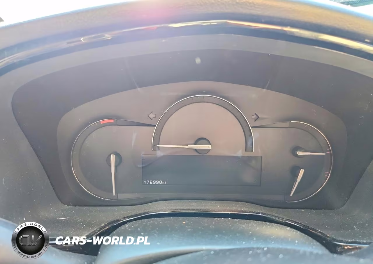 2017 Cadillac Xt5 Luxury VIN:1GYKNDRSXHZ309059 - 9