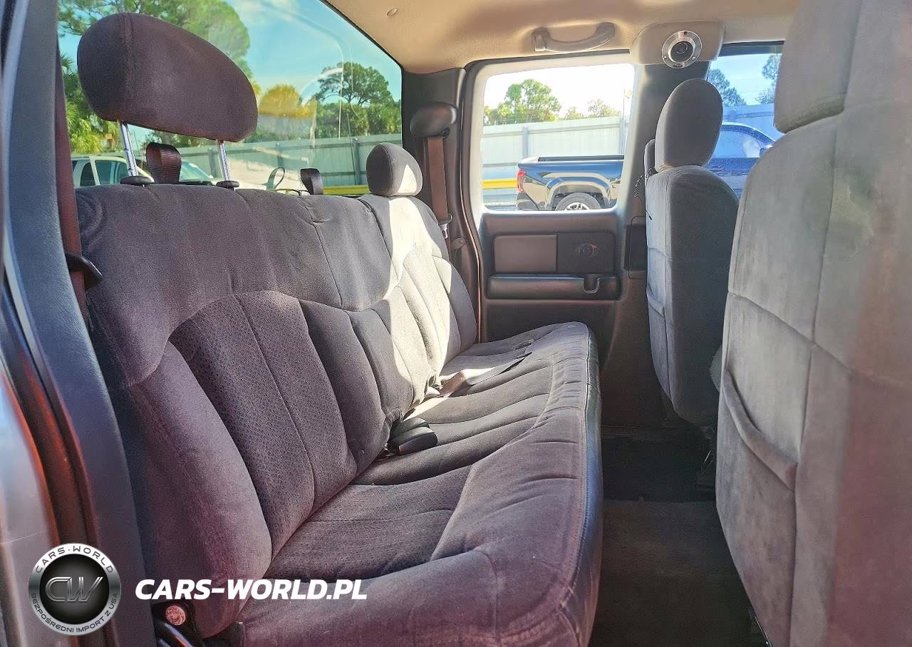 2002 Chevrolet Silverado C1500 VIN:2GCEC19V921422776 - 10