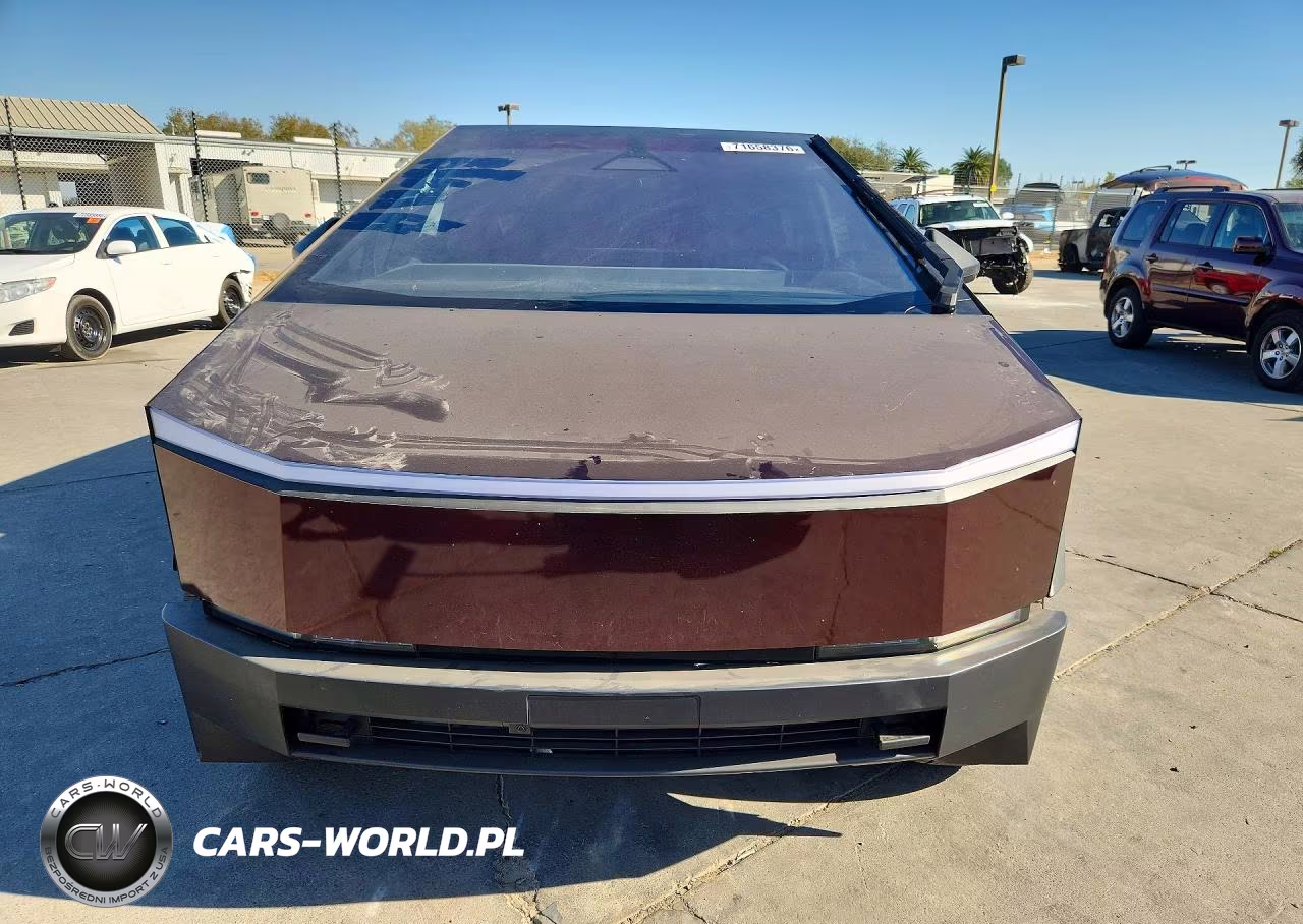 2026 Tesla Cybertruck VIN:7G2CEHEDXTA098589 - 5