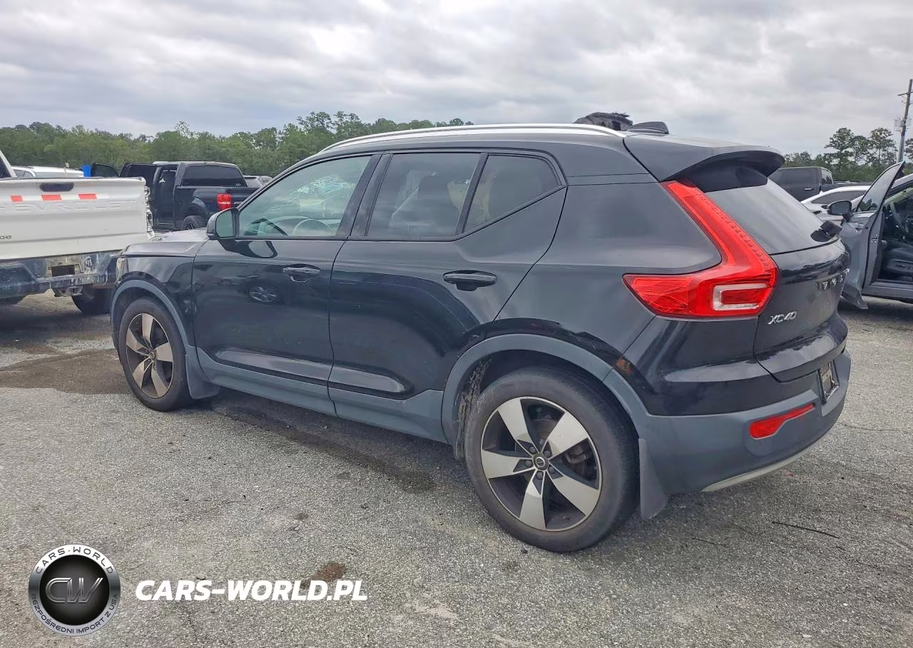 2021 Volvo Xc40 T5 Momentum VIN:YV4162UK6M2558212 - 2