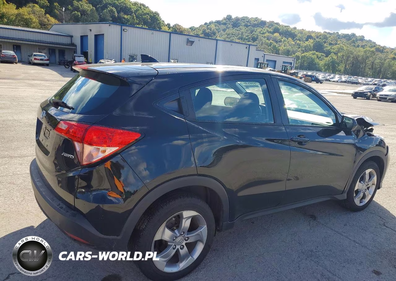2018 Honda Hr-V Lx VIN:3CZRU6H39JG725679 - 3