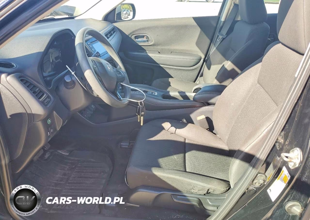 2018 Honda Hr-V Lx VIN:3CZRU6H39JG725679 - 7