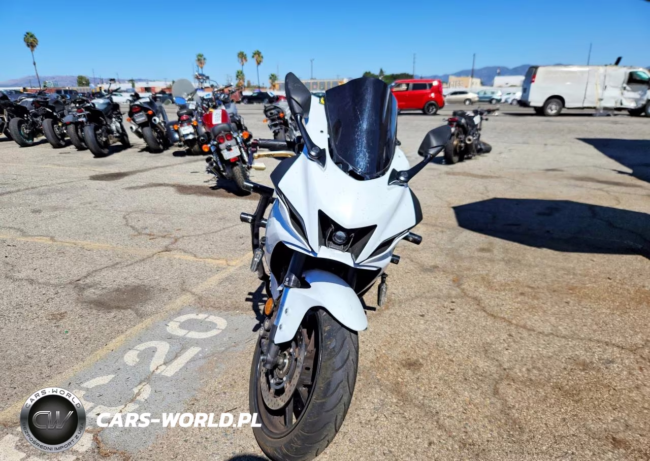 2023 Yamaha Yzfr7 VIN:JYARM38Y7PA001573 - 2