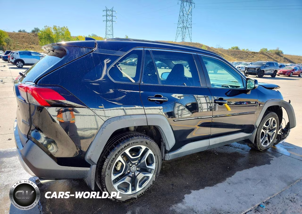 2020 Toyota Rav4 Adventure VIN:2T3J1RFV8LC116900 - 3