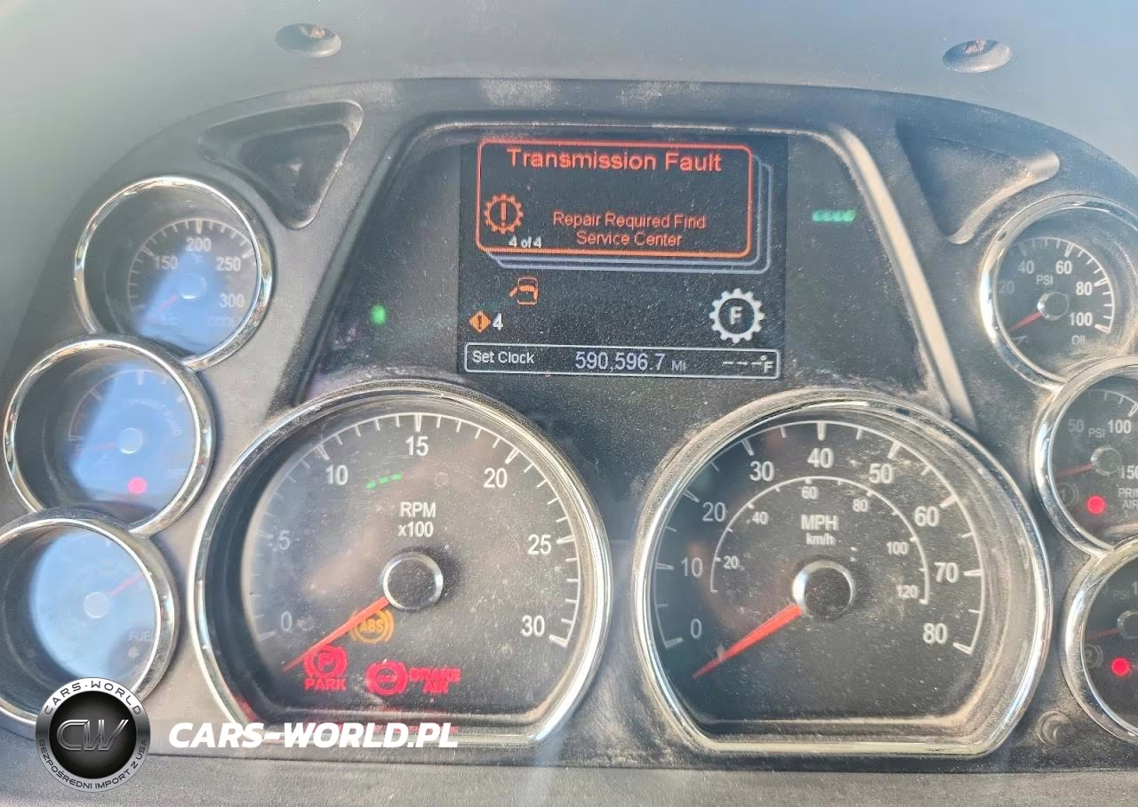2018 Peterbilt 579 Semi Truck VIN:1XPBDP9X6JD484061 - 9