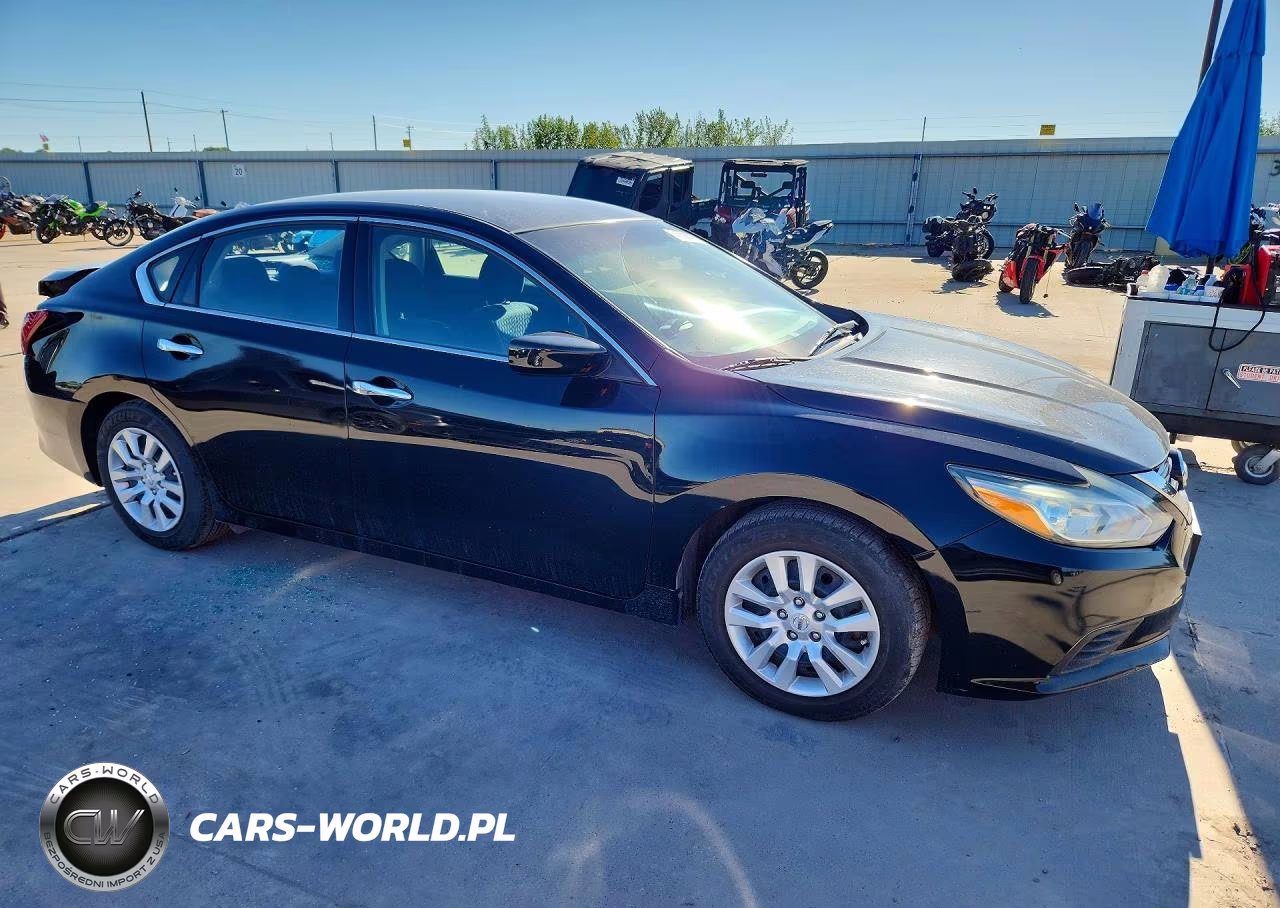 2016 Nissan Altima 2.5 S VIN:1N4AL3AP0GN345251 - 4