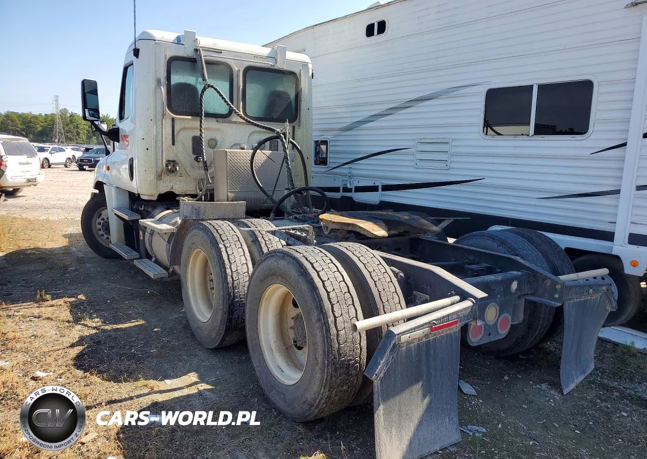 2016 Freightliner Cascadia 125 Semi Truck VIN:3AKJGEBG5GSHK9305 - 2