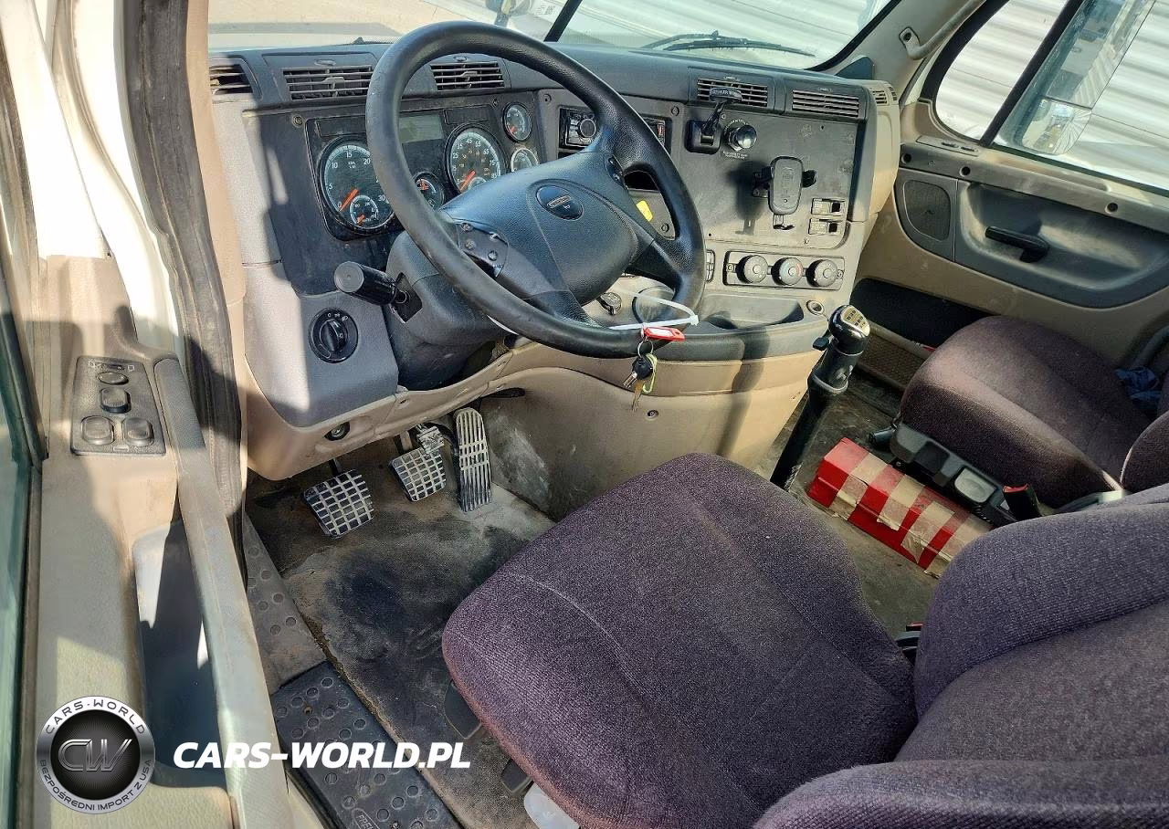 2016 Freightliner Cascadia 125 Semi Truck VIN:3AKJGEBG5GSHK9305 - 8