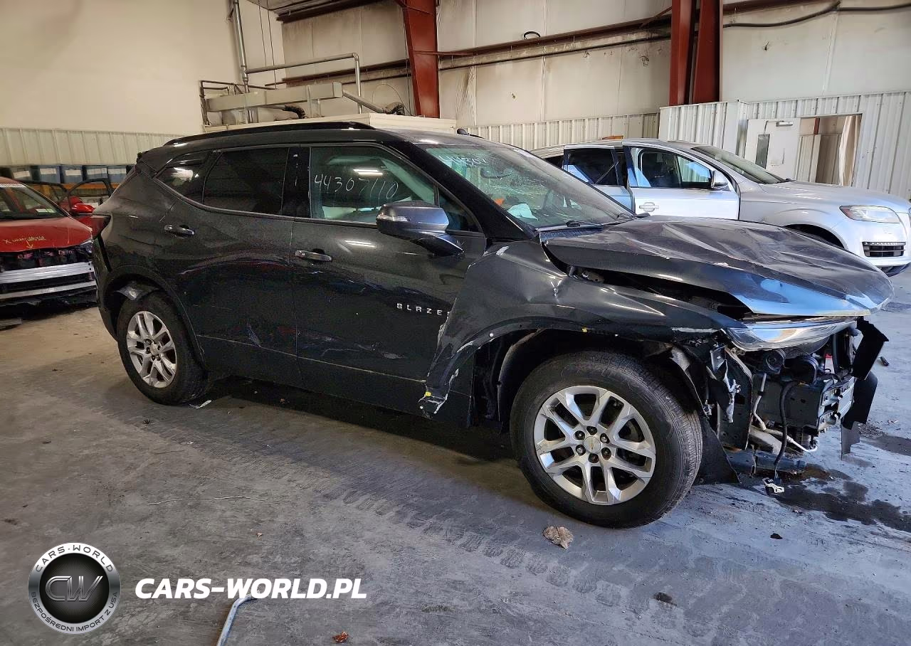 2019 Chevrolet Blazer VIN:3GNKBHRS4KS685595 - 4