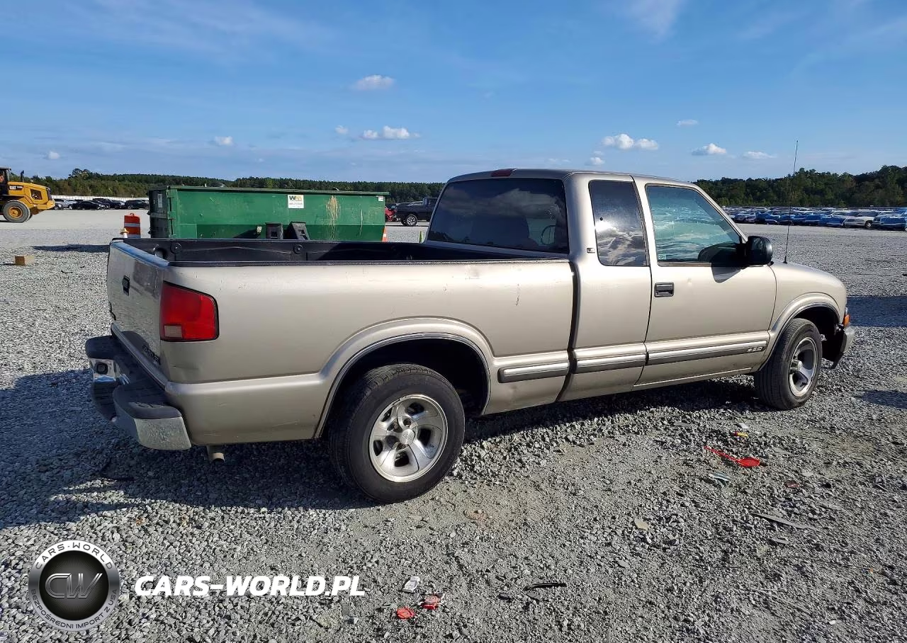 2000 Chevrolet S Truck S10 VIN:1GCCS19WXY8294864 - 3